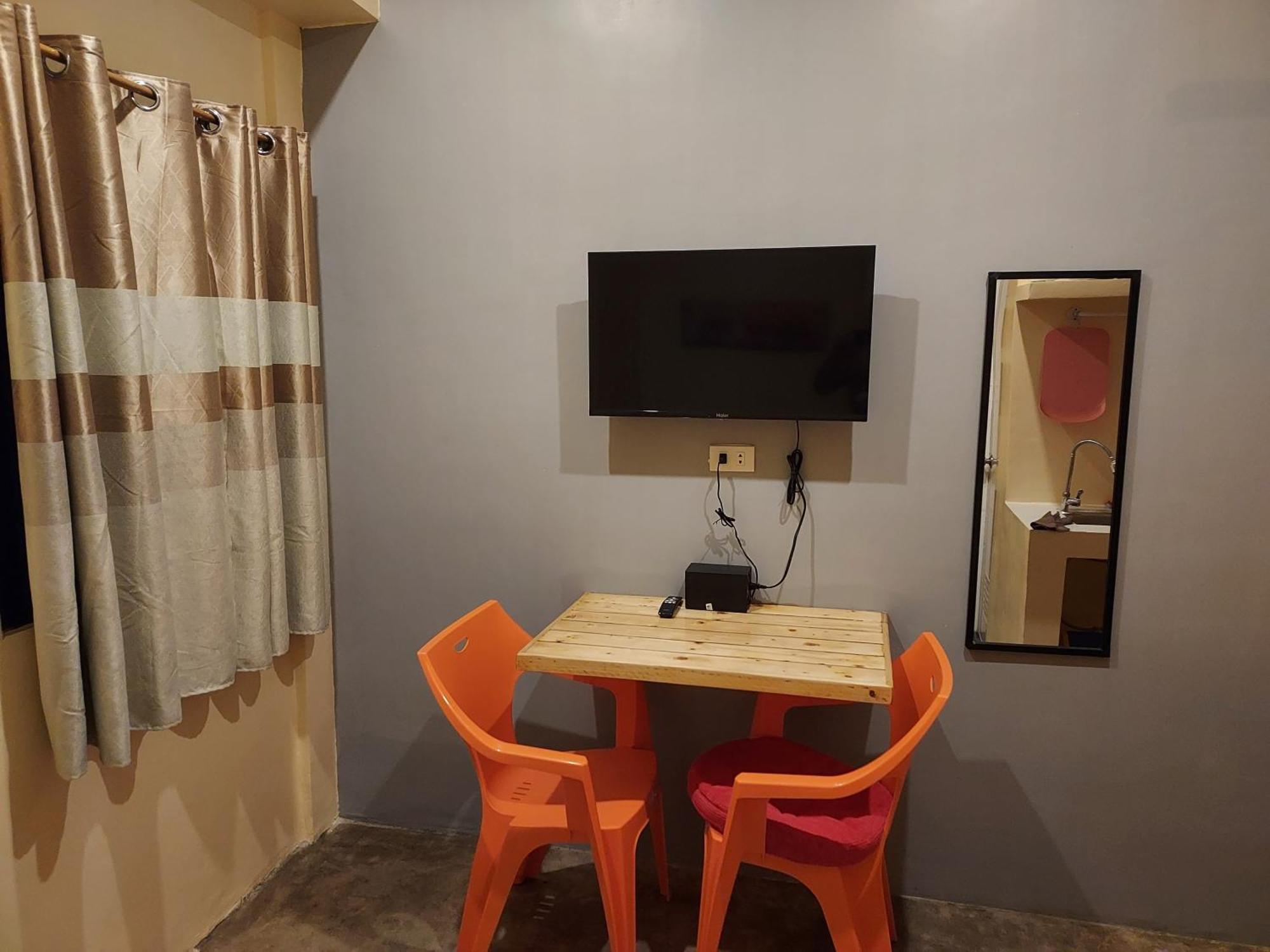 Hotel Danny'S Den Boracay à Manoc-Manoc Extérieur photo
